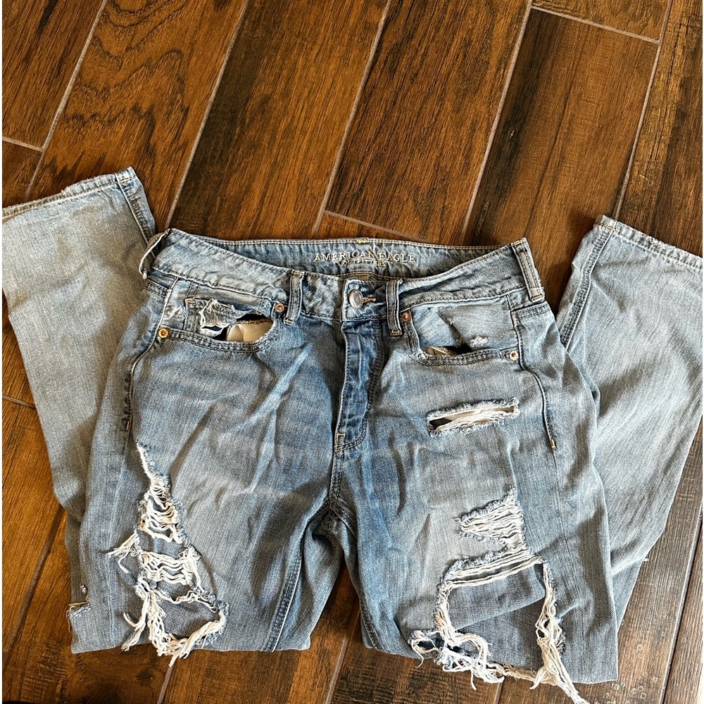 American Eagle Mom Jeans